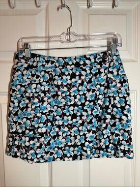 EUC Future Collective Linen Blend Floral Mini Skirt Sz 4 🦋🦋